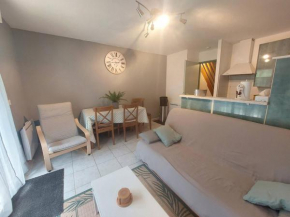 Chalet 2 chambres à Cauterets avec parking - FR-1-812-56